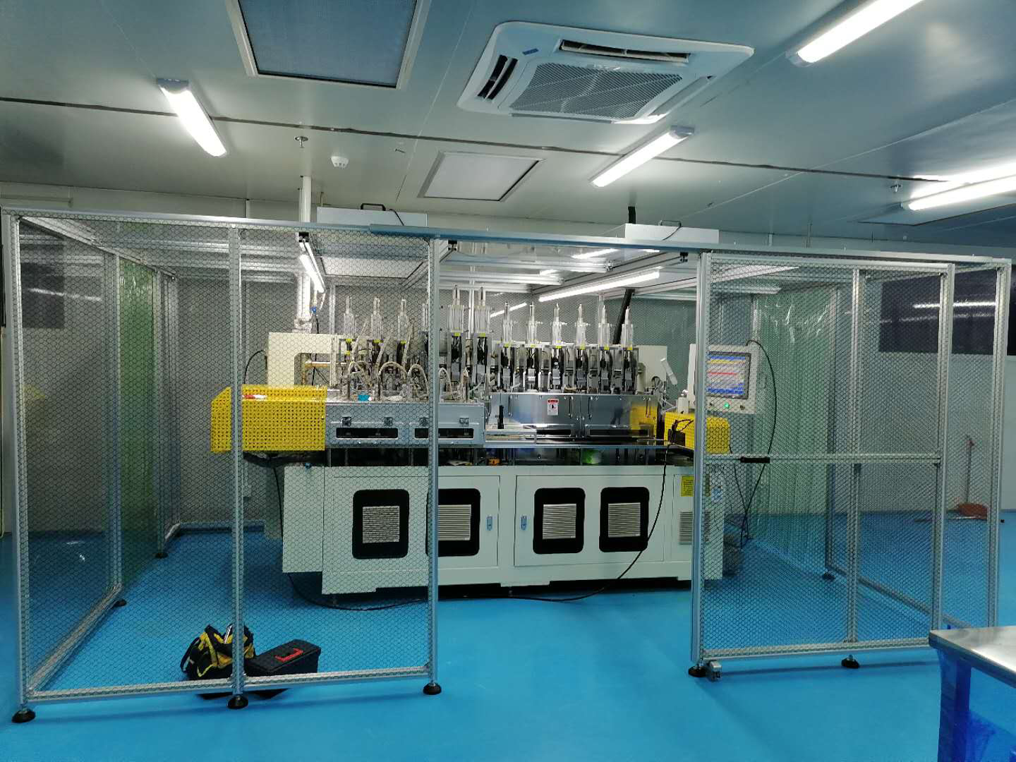 5 × 10M Class 7 Hardwall Cleanroom1