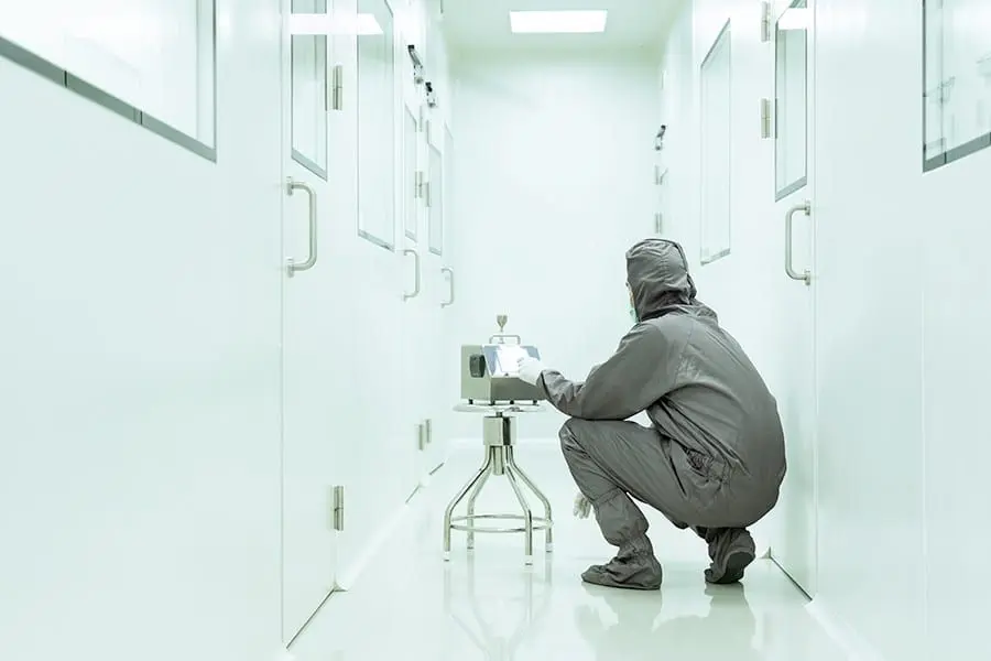 Cleanroom Inspection2.jpg Cleanroom Inspection2.jpg