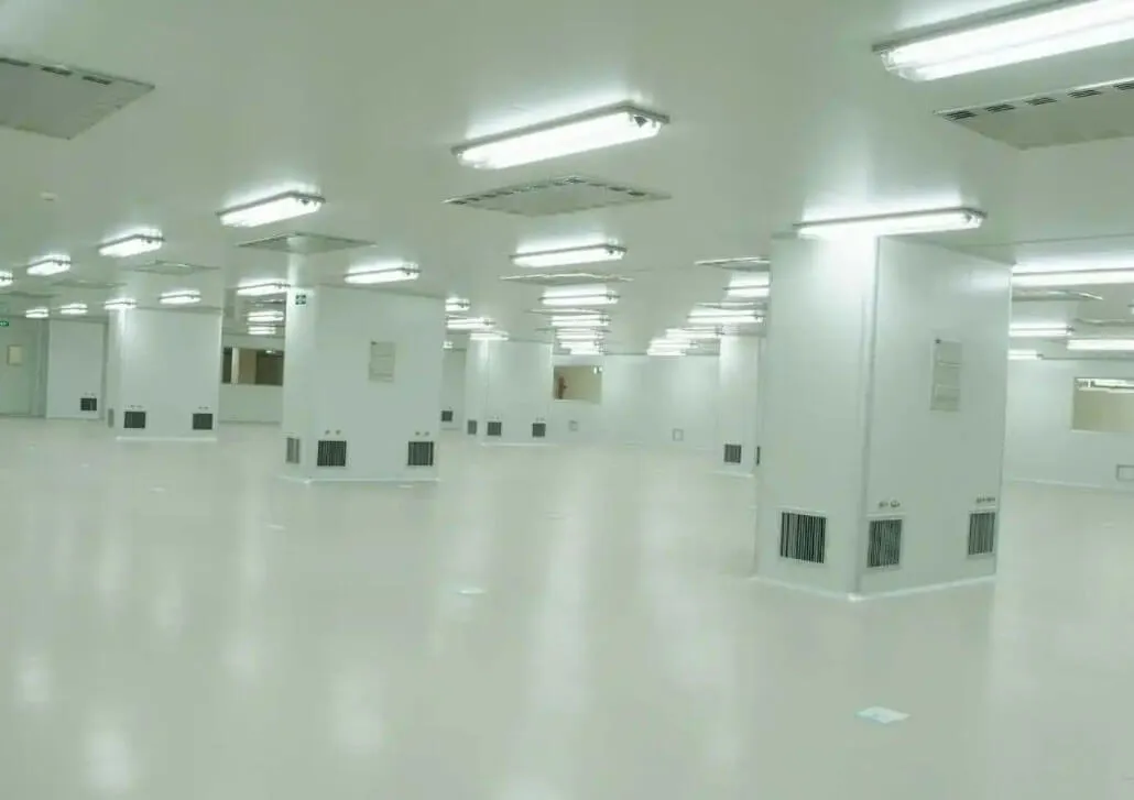Class 10000 clean room