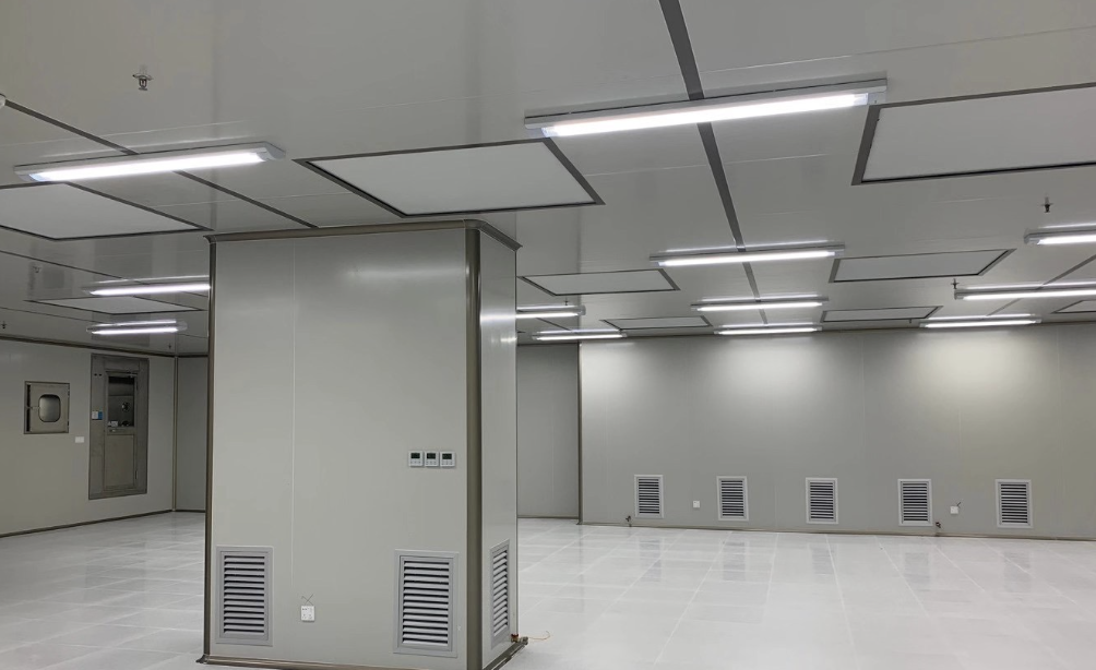 ISO 6 Cleanroom