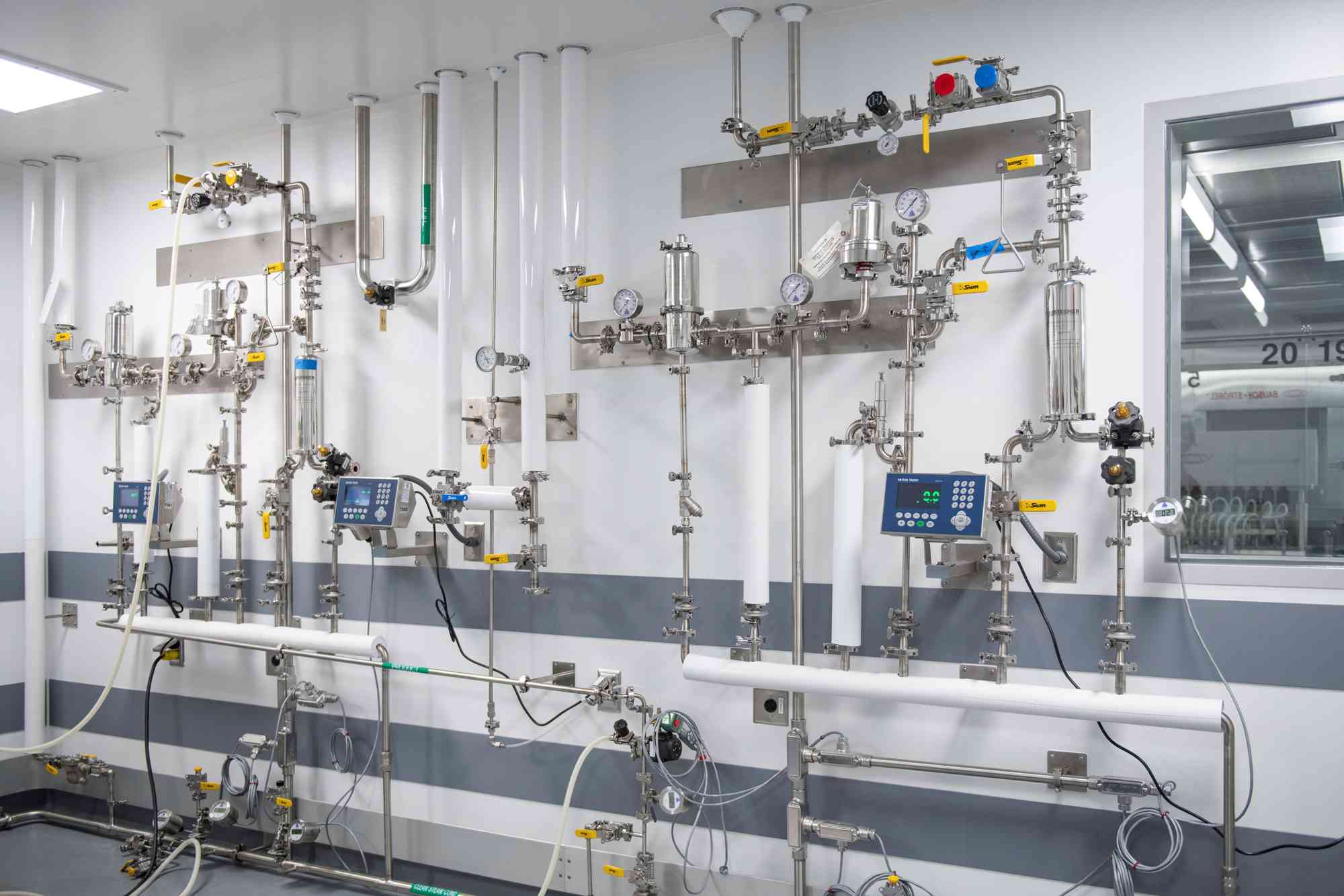 Cleanrooms & Laboratories Construction | Emcon Services