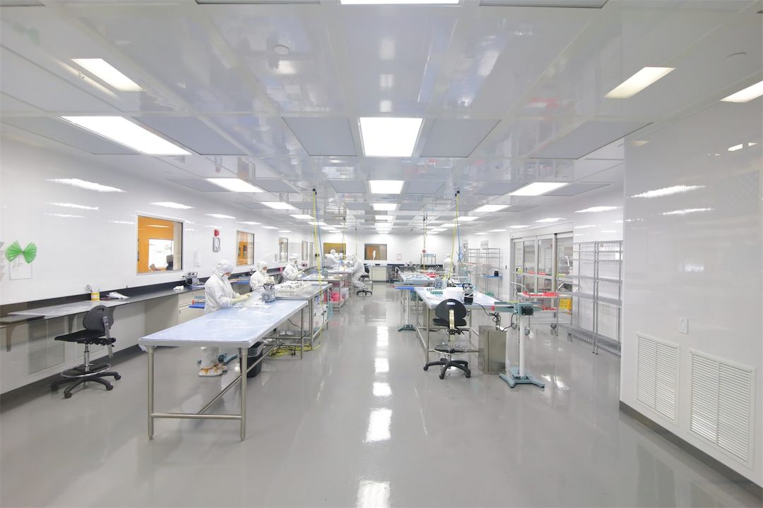 Cleanrooms For Medical Device Manufacturing | Cleanroom Solutions Cleanrooms For Medical Device Manufacturing | Cleanroom Solutions