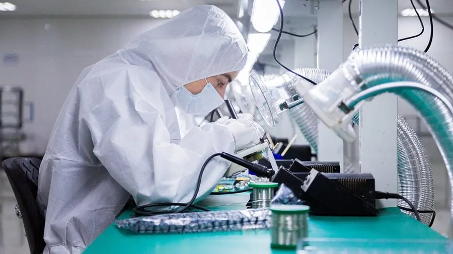 Recommended Cleanroom Validation Frequency to Meet ISO 14644-1:2015 - Blue Thunder Technologies Recommended Cleanroom Validation Frequency to Meet ISO 14644-1:2015 - Blue Thunder Technologies