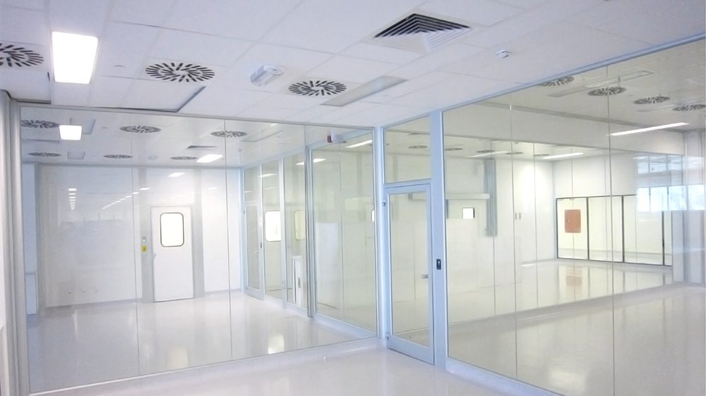 Cleanrooms for Semiconductor Manufacturing Cleanrooms for Semiconductor Manufacturing