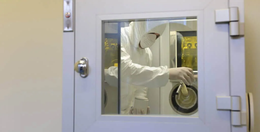 Ultimate guide to sterile vs. clean rooms - Kleanlabs Ultimate guide to sterile vs. clean rooms - Kleanlabs