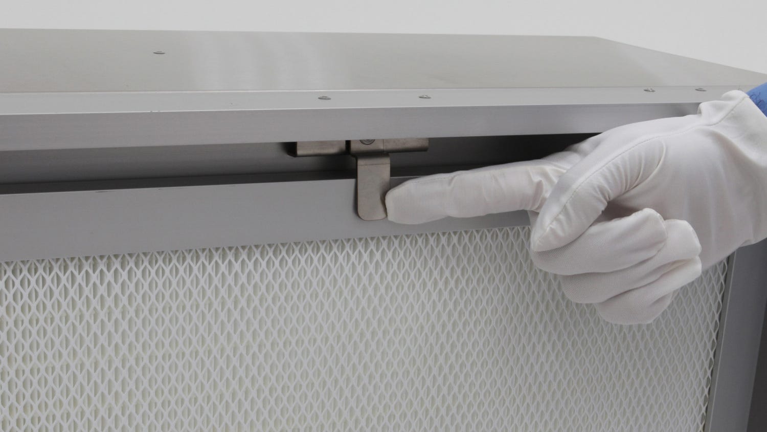 How are HEPA filters classified?