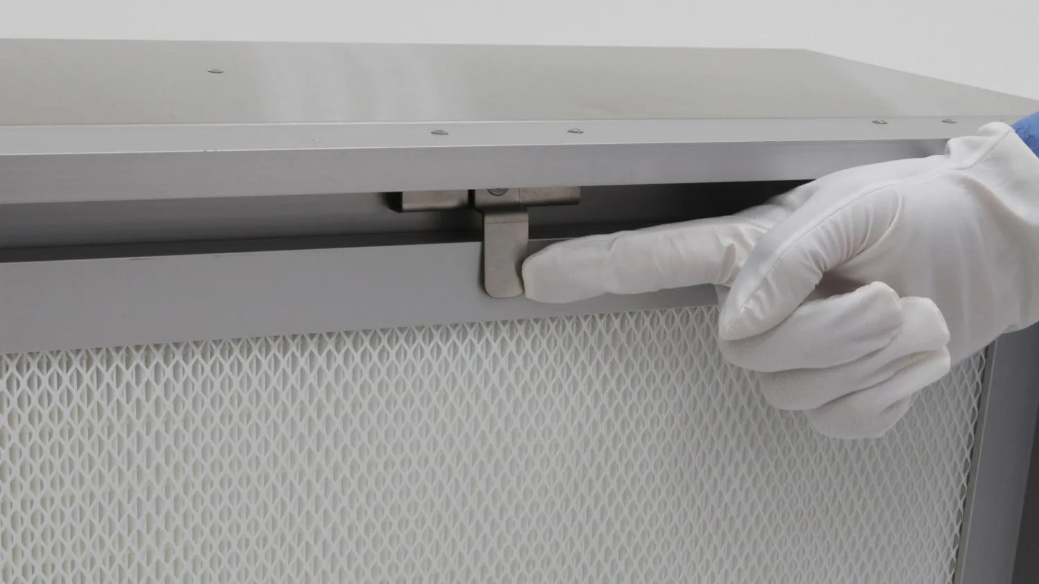 Ultimate Guide to HEPA and ULPA Filters: IEST / EN Filter Classifications,  Types, Styles, and Differences