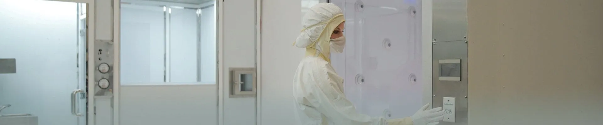 Are there any standards or regulations for air showers in cleanrooms?