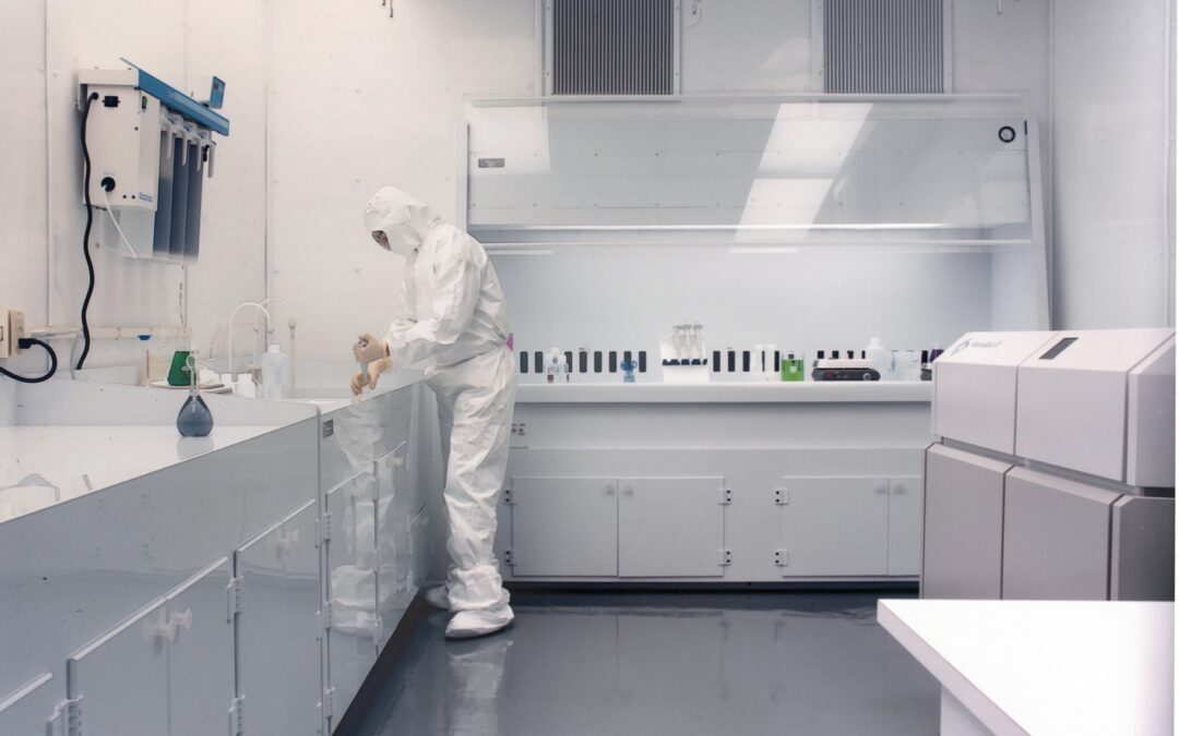 1ea1c15e4a54b12d7c1960b2044f2ee1_biosafety-hood-cabinets-1080x675.jpg