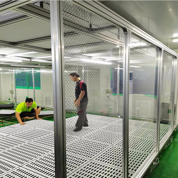 2 x 3m ISO 6 Hardwall Cleanroom1