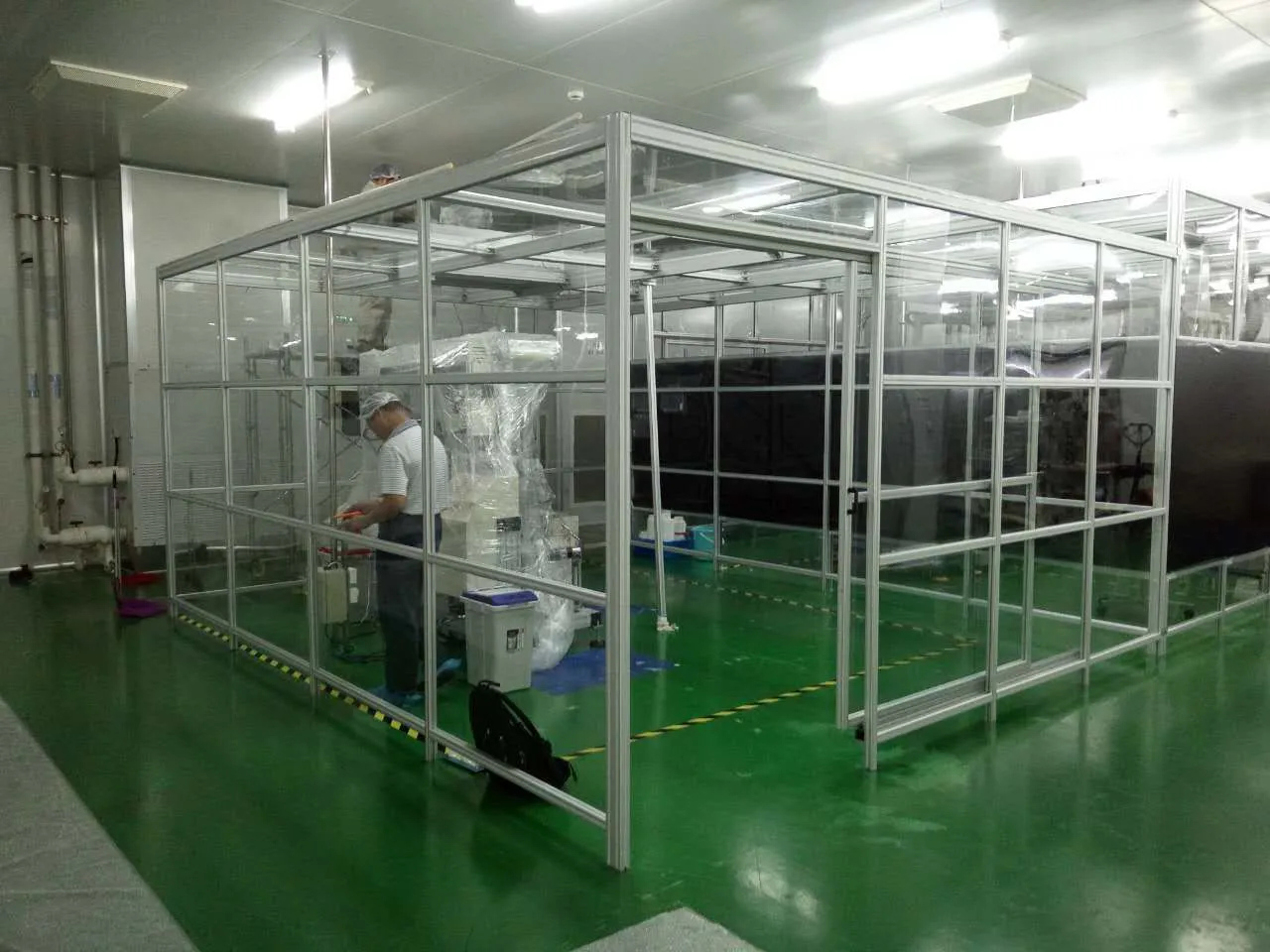 Clean room installation Clean room installation
