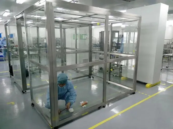 Clean room installation5.jpg Clean room installation5.jpg