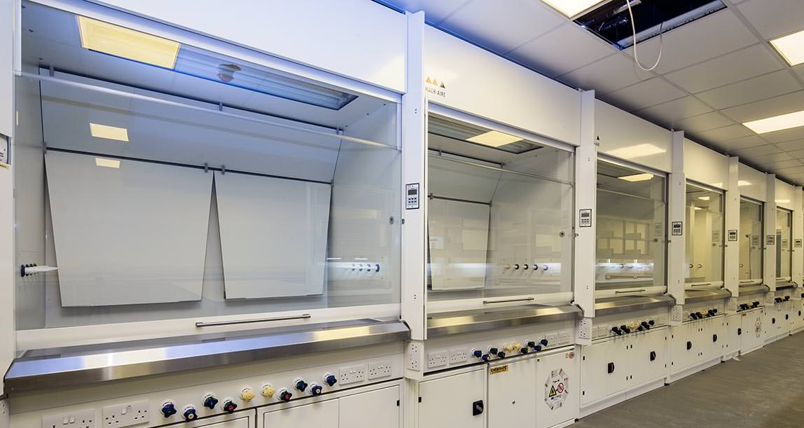 0b968fb8ce8e742236235fd8afa89b0d_fume-cupboard-installation.jpg 0b968fb8ce8e742236235fd8afa89b0d_fume-cupboard-installation.jpg