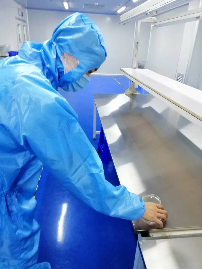Cleanroom Surface Cleaning Protocols Cleanroom Surface Cleaning Protocols