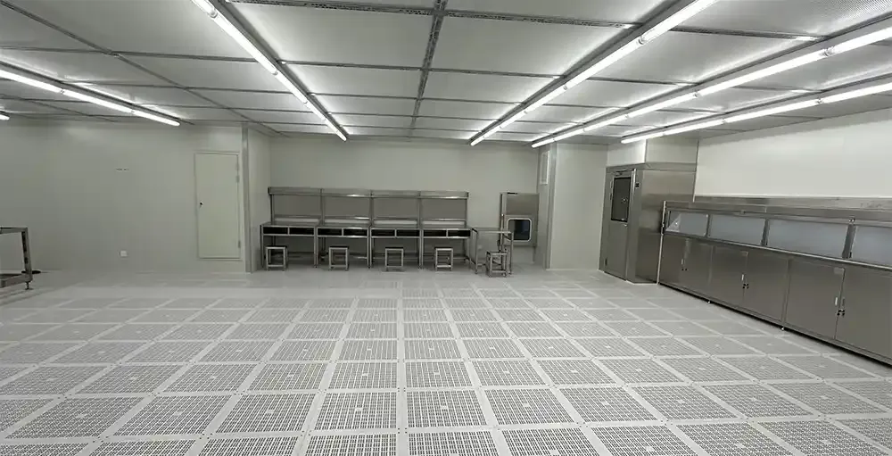 Deiiang ISO 5 cleanroom airshower installation site Deiiang ISO 5 cleanroom airshower installation site