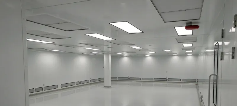 Cleanroom HEPA filter installation project site