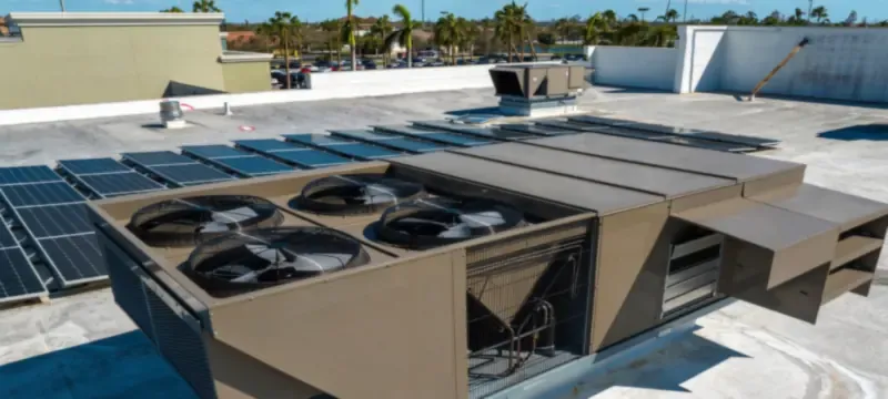 Commercial rooftop HVAC air handling equipment Commercial rooftop HVAC air handling equipment