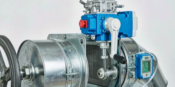 Motorized duct damper with electric actuator Motorized duct damper with electric actuator