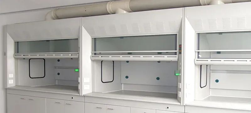 Laboratory fume hood interior work chamber and liner Laboratory fume hood interior work chamber and liner