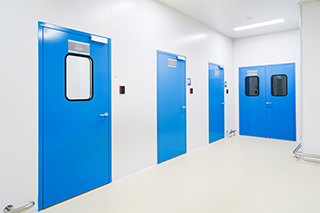 Modular Cleanroom Doors